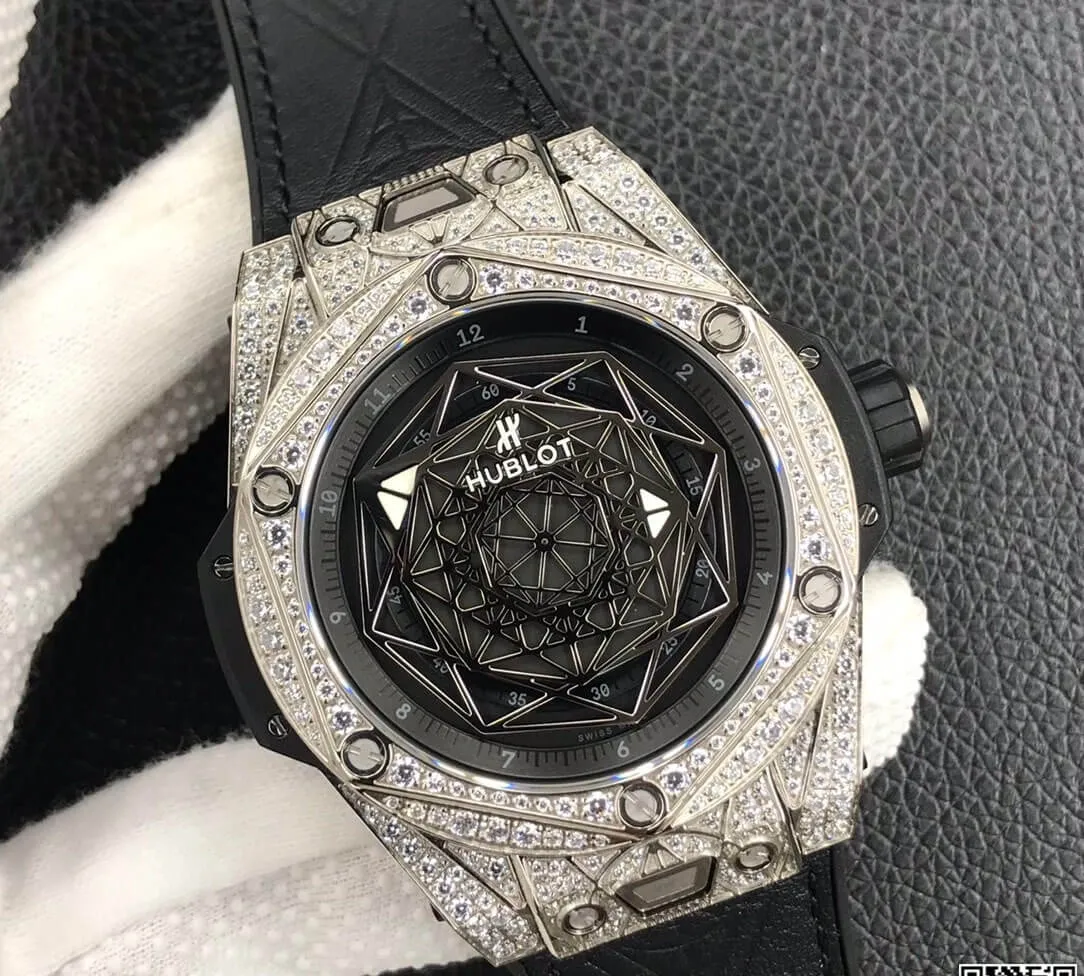 Hublot Big Bang 415.NX.1112.VR.1704.MXM17 WWF Factory 1:1 Best Edition Replica Watch Black Strap